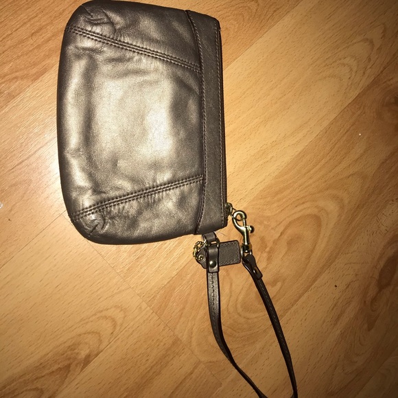 Coach wristlet - Picture 2 of 3